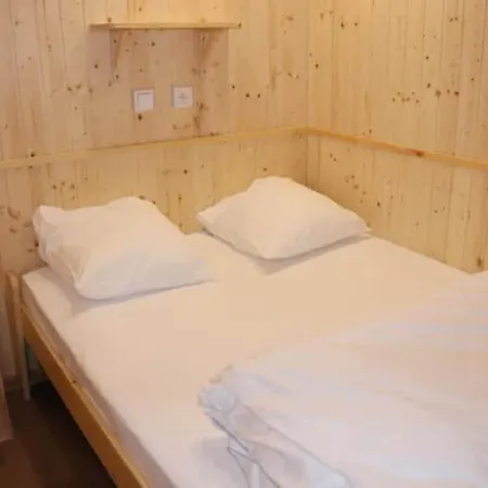 Parque de Campismo Roulottes Cocooning Au Coeur Des Landes